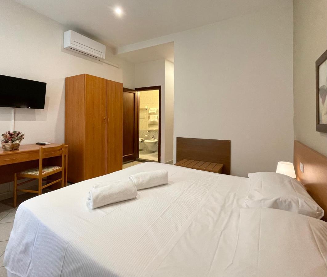 Hotel Leopolda Флоренция Экстерьер фото